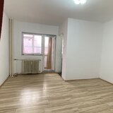 Dristor, Ramnicu Valcea, garsoniera la parter cu balcon